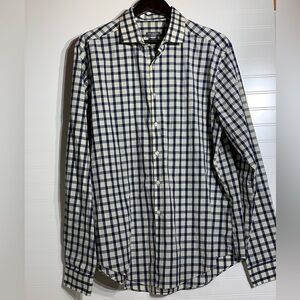Men’s XL Van Heusen‎ chrome button down long sleeved shirt in yellow and blue